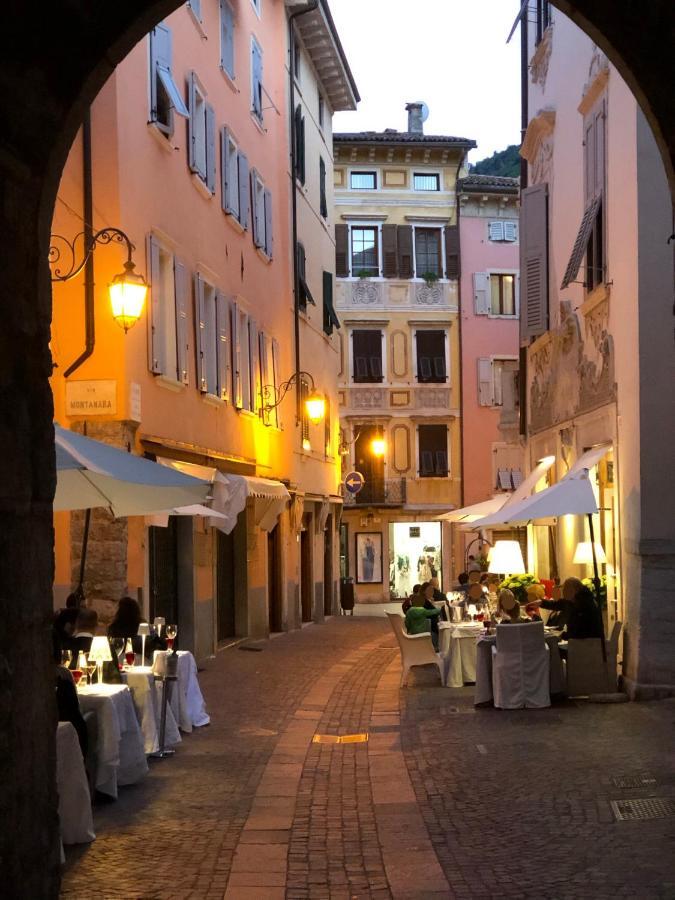 North Lake Riva Apartment, Steps From The Garda Lake Riva del Garda Exterior foto