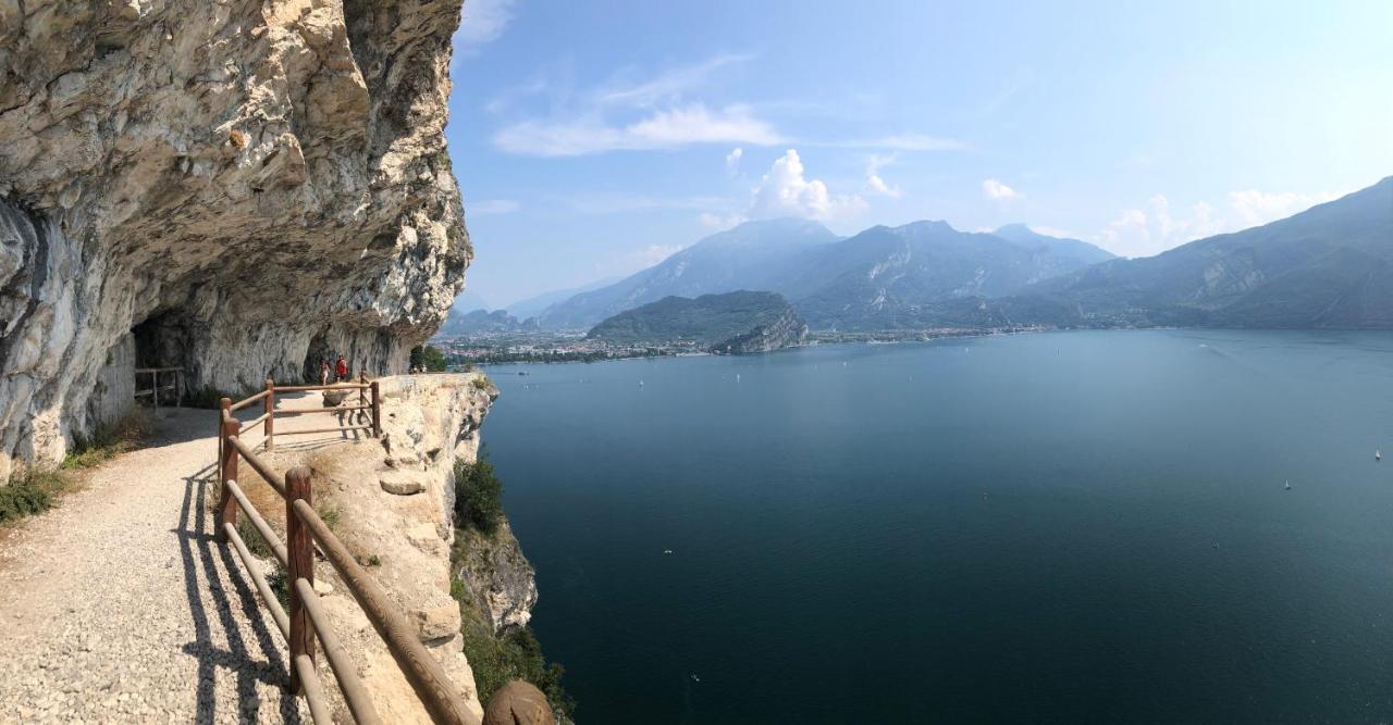 North Lake Riva Apartment, Steps From The Garda Lake Riva del Garda Exterior foto