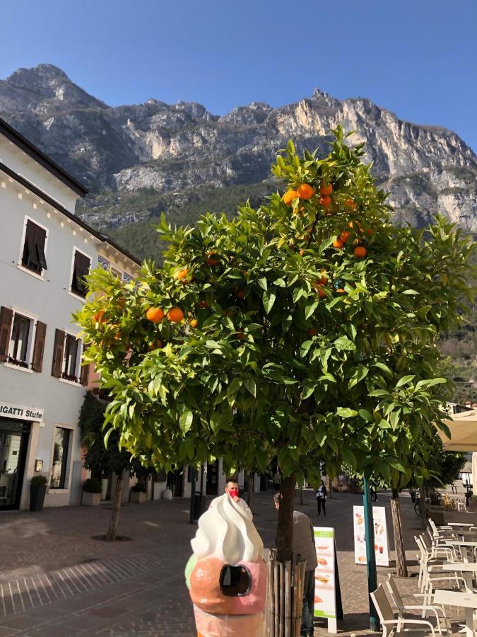 North Lake Riva Apartment, Steps From The Garda Lake Riva del Garda Exterior foto