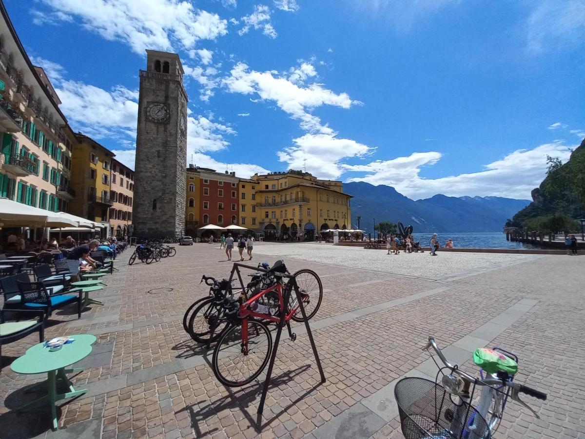 North Lake Riva Apartment, Steps From The Garda Lake Riva del Garda Exterior foto